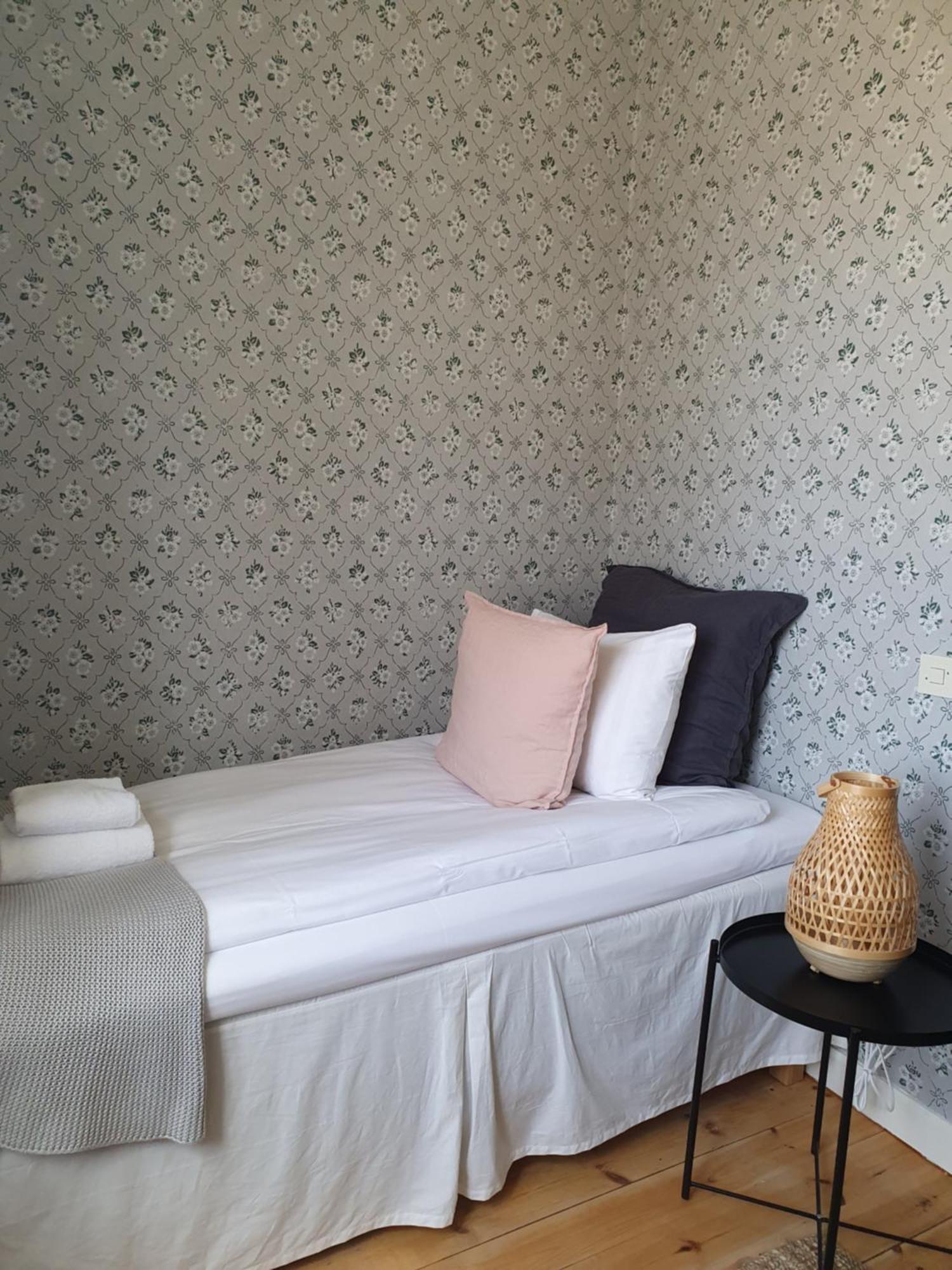 Stf Gysinge Waerdshus & Hotell Bagian luar foto